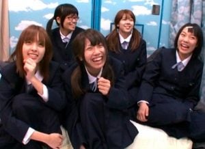 修学旅行生JCをナンパしてマジックミラー号でローターオナニー体験させちゃったｗ