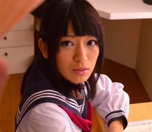 ＜成宮ルリ＞「私いつも叔父さんにレイプされてます…」ひとりぼっちの女子校生、心の隙きに