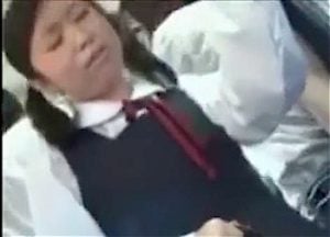 JC痴漢レイプ！ジャンスカ制服の女子○学生が車内で全裸凌辱！