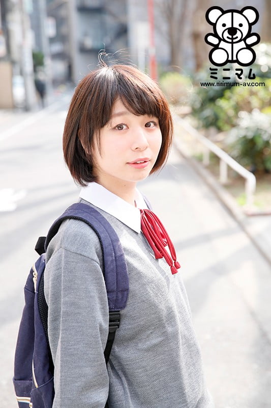 まなかかな　制服
