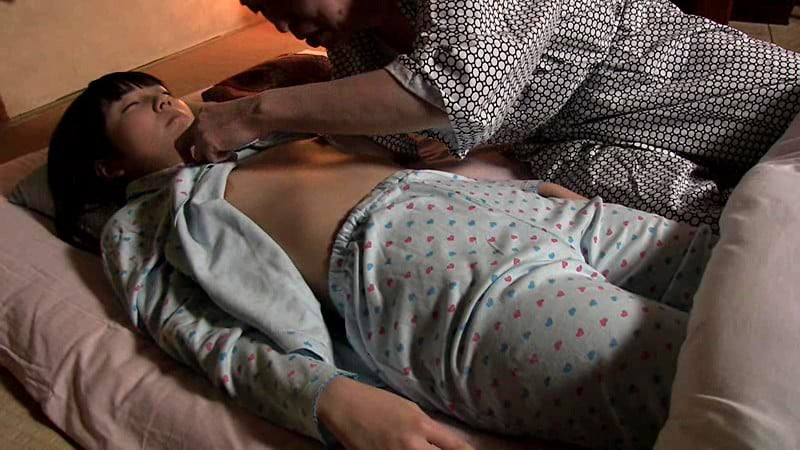 夜這いされる中学生