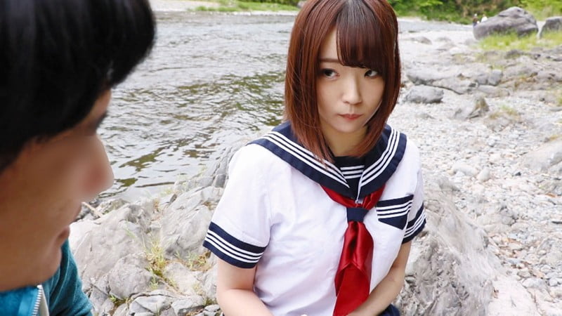 可愛い女子校生の青いアナル