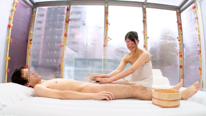 マジックミラー号で手コキ